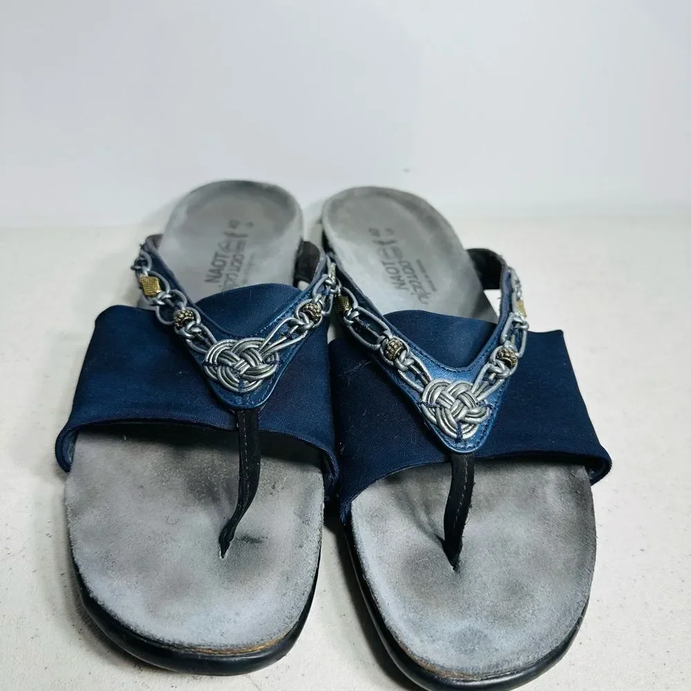 Naot Navy Sandals with Silver Chain Accent size 40-9